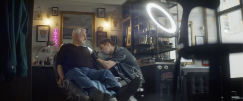 Crédit Mutuel et Havas Paris Seven parlent aux pros… pendant qu’Hervé se fait tatouer (SOUS EMBARGO...